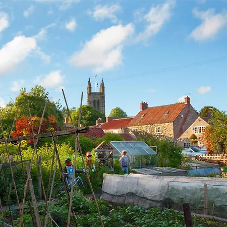 Holiday home 2 Bed In G0037 *